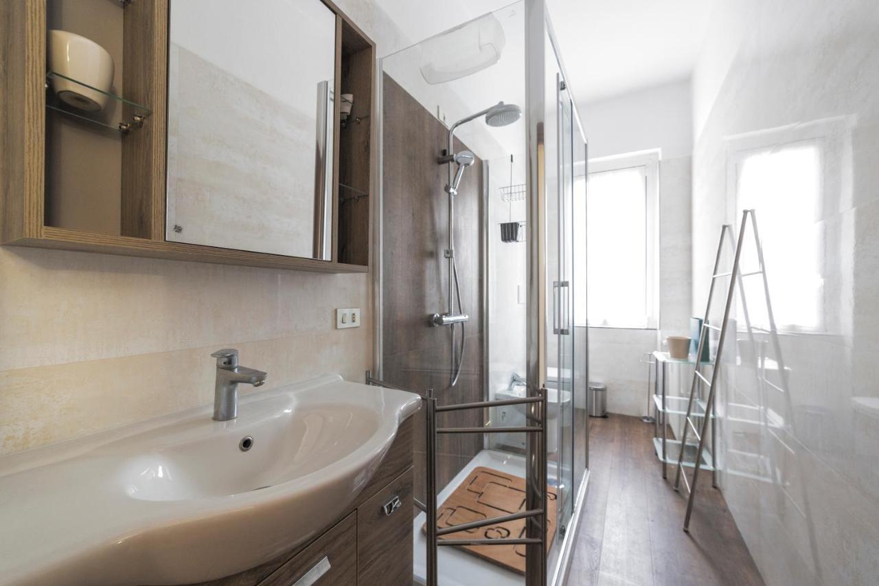 Milano Functional Apartment Luaran gambar